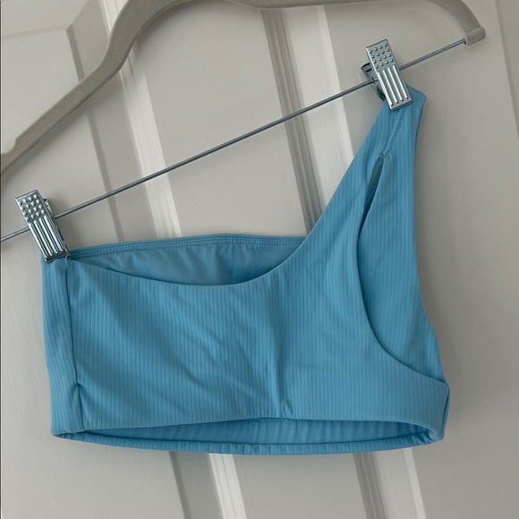 One-Shoulder Ribbed Crop Top - Light Blue - Picture 2 of 5